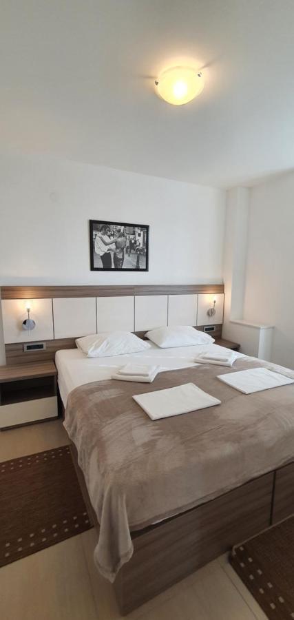 Apartments Lofiel Novalja Εξωτερικό φωτογραφία