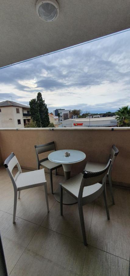 Apartments Lofiel Novalja Εξωτερικό φωτογραφία
