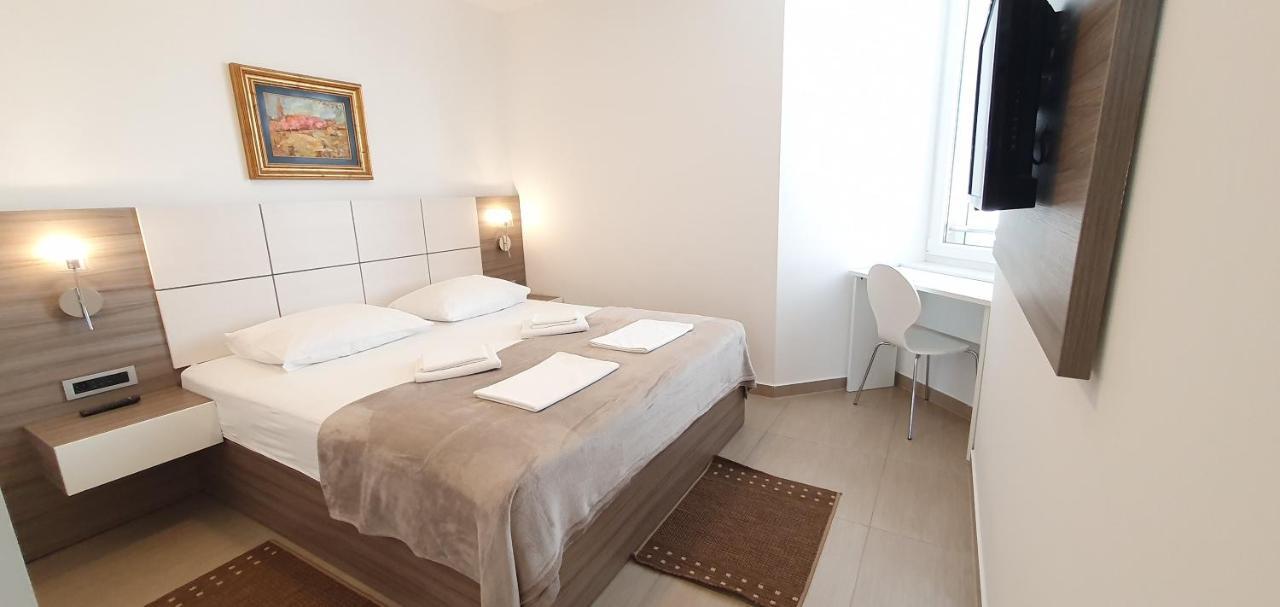 Apartments Lofiel Novalja Εξωτερικό φωτογραφία