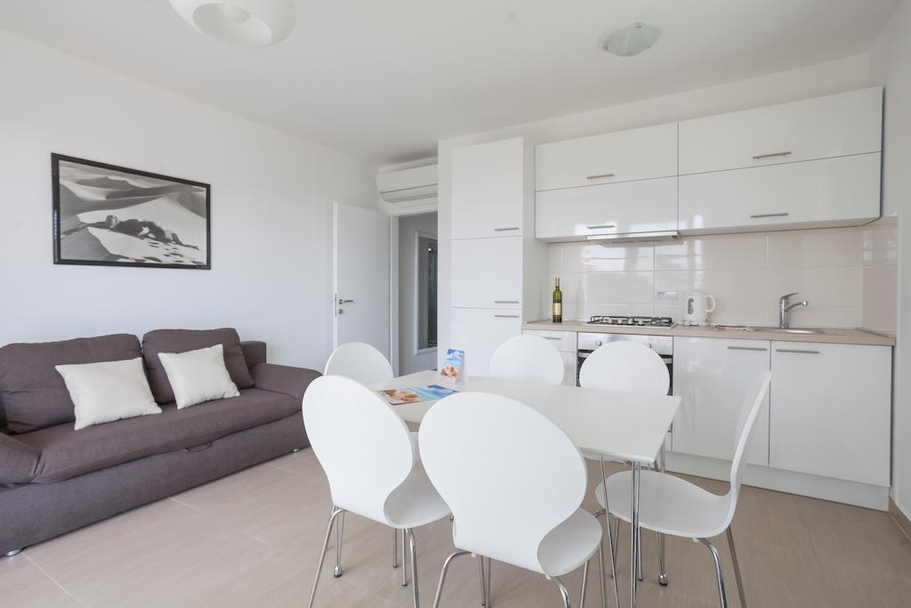 Apartments Lofiel Novalja Δωμάτιο φωτογραφία