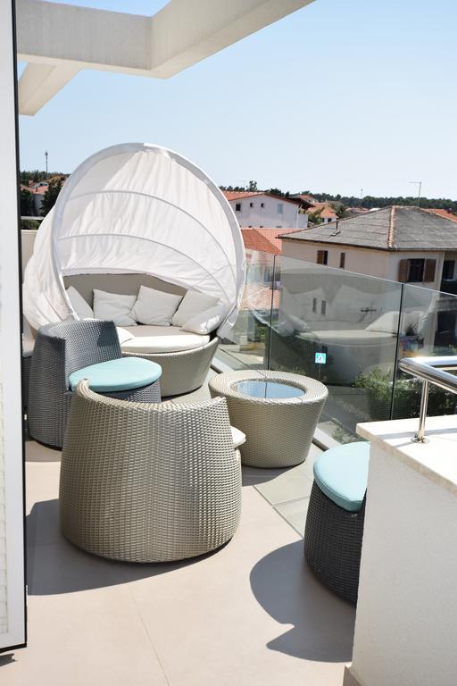 Apartments Lofiel Novalja Εξωτερικό φωτογραφία