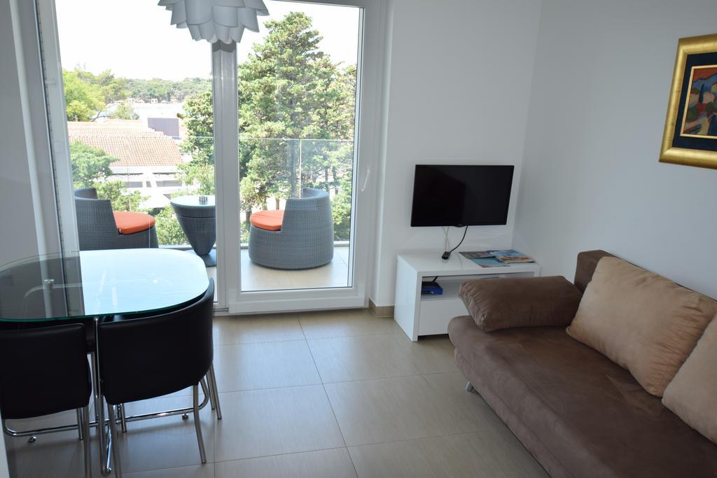 Apartments Lofiel Novalja Εξωτερικό φωτογραφία