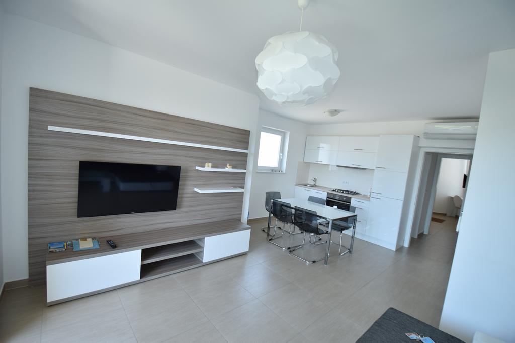 Apartments Lofiel Novalja Εξωτερικό φωτογραφία